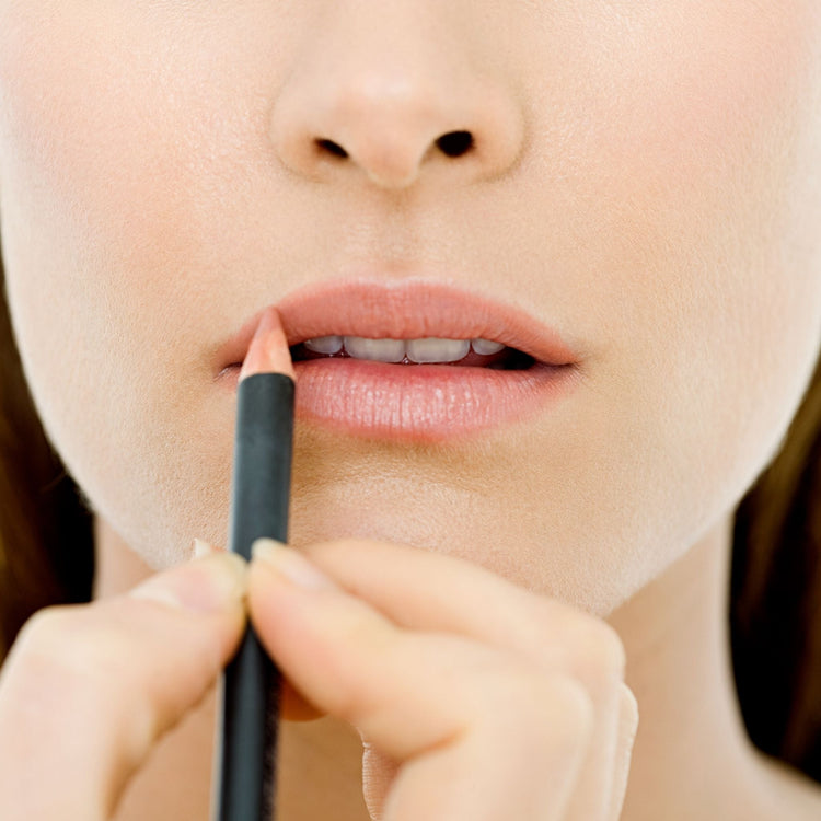 Natural and Organic Lipliner