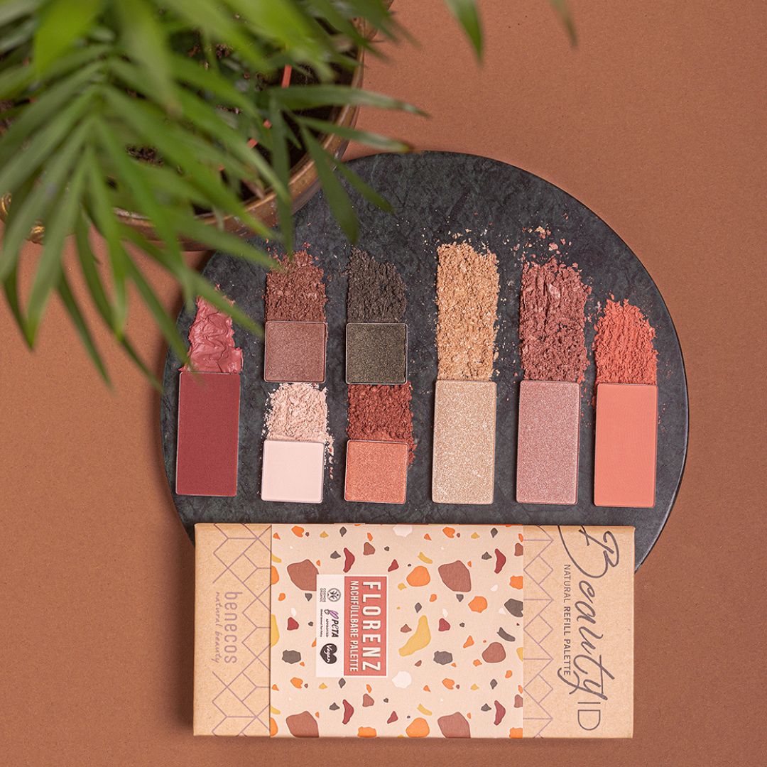 Benecos natural beauty ID Florence, make up palette closed with refillable make up swatches.