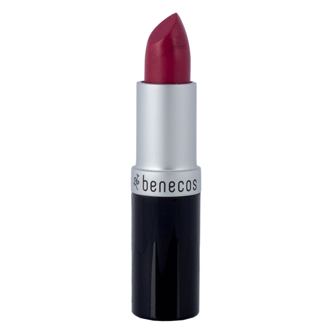 benecos Natural Lipstick in marry me.