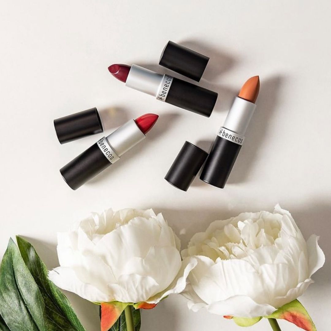3 benecos Natural Lipstick image with white flower.