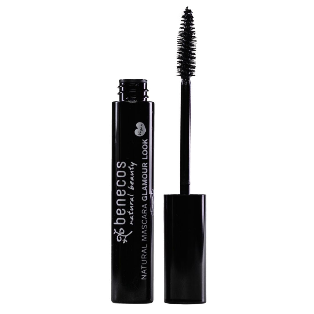 benecos natural mascara glamour look in ultimate black.